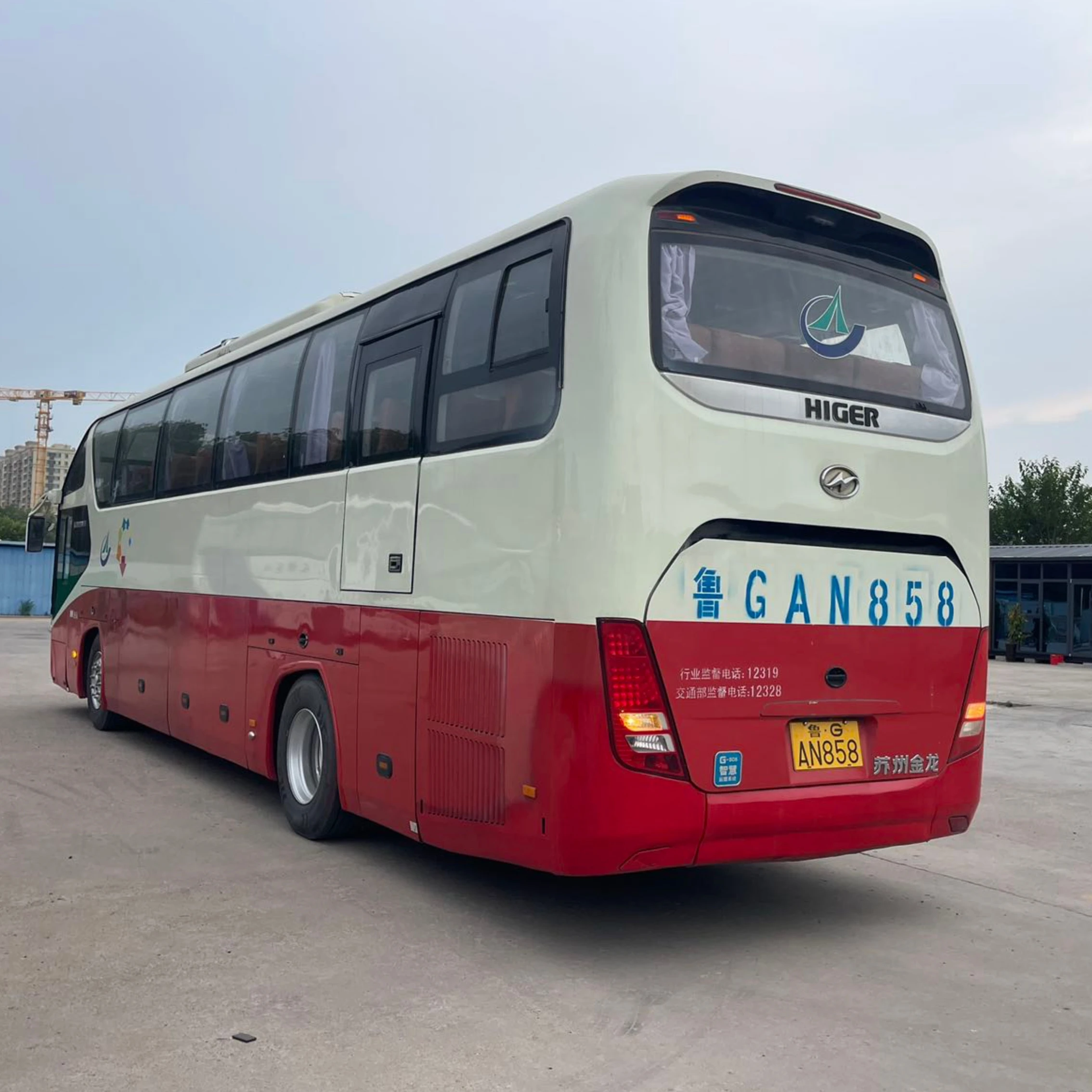 6122 роскошный автобус Higer 55-местный с двигателем Weichai модель 2014 для путешествий по городу