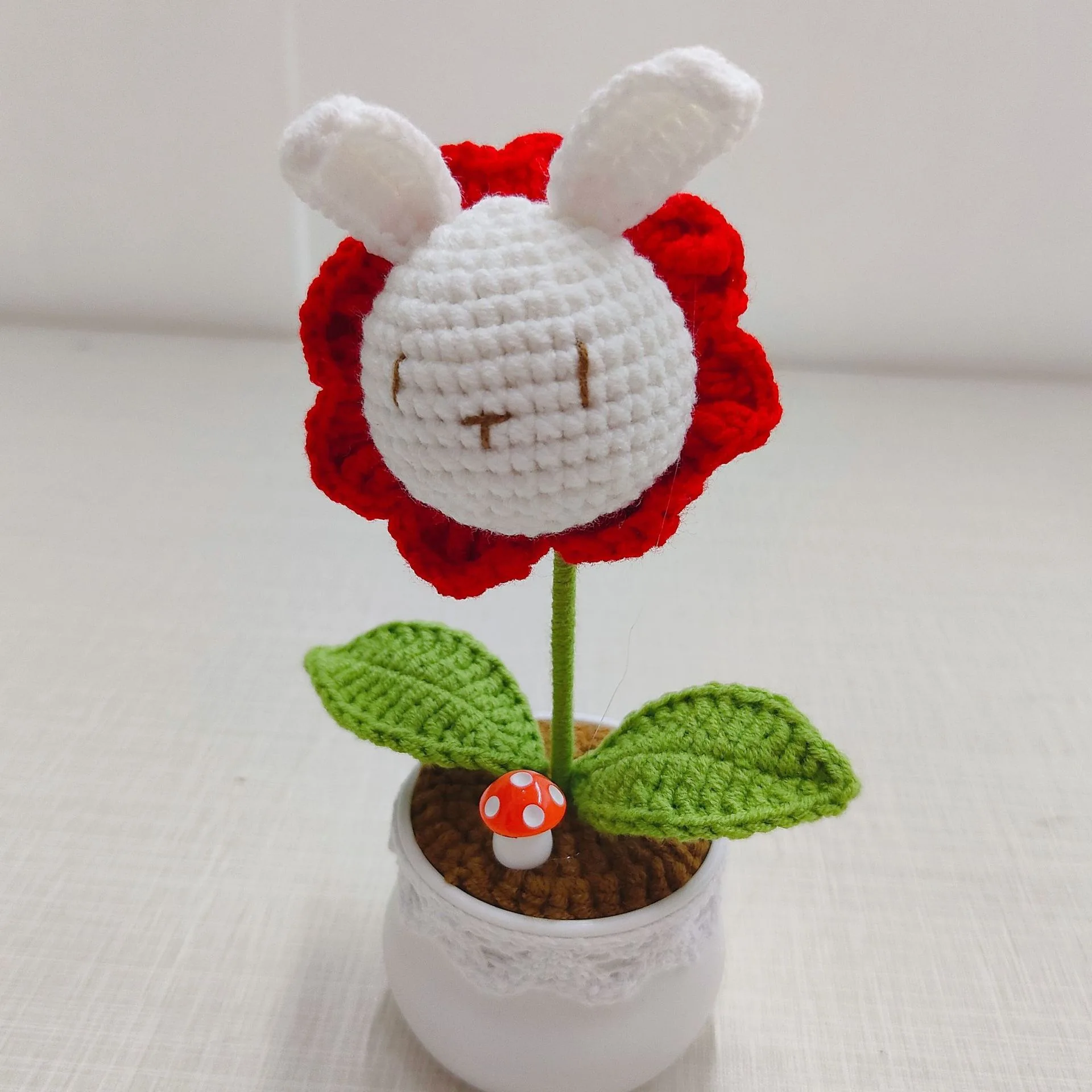 Creative Finished Handmade Home Decoration Woven Flowers pot Crochet Wool knitted frog rabbit pig bear Animal potted plant