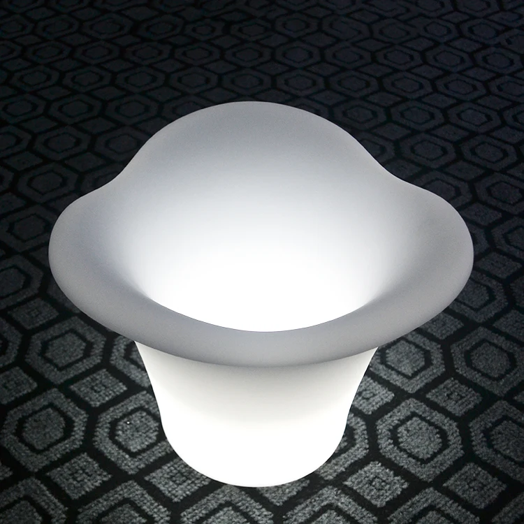 
8L Large Capacity plastic Wine Cooler Waterproof with Colors Changing LED ice bucket for Party,Home,Bar 