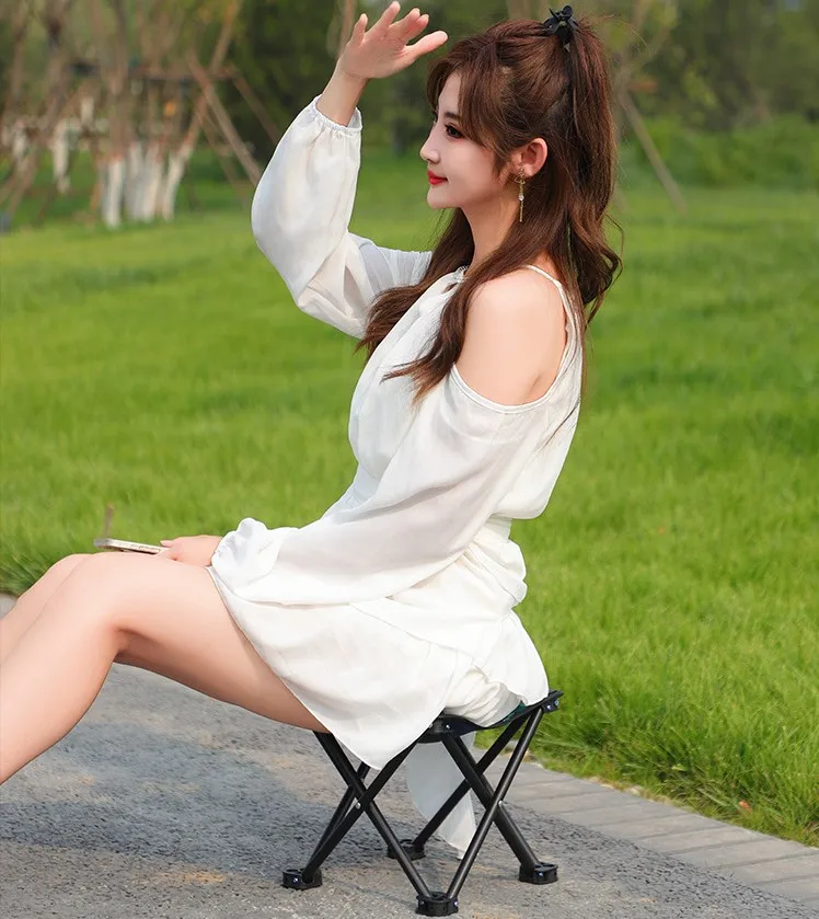 Portable Collapsible Stool Folding Chair Portable Fishing Chair Camping Stool Seat Camouflage Folding Stool Recreational Fishing