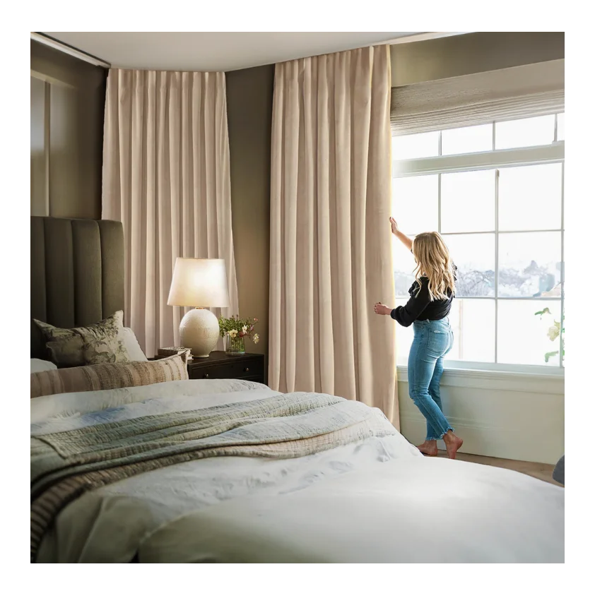 Luxury hotel bedroom home drapes 100% Blackout fabric soundproof Insulated Solid velvet Curtains For the Living Room