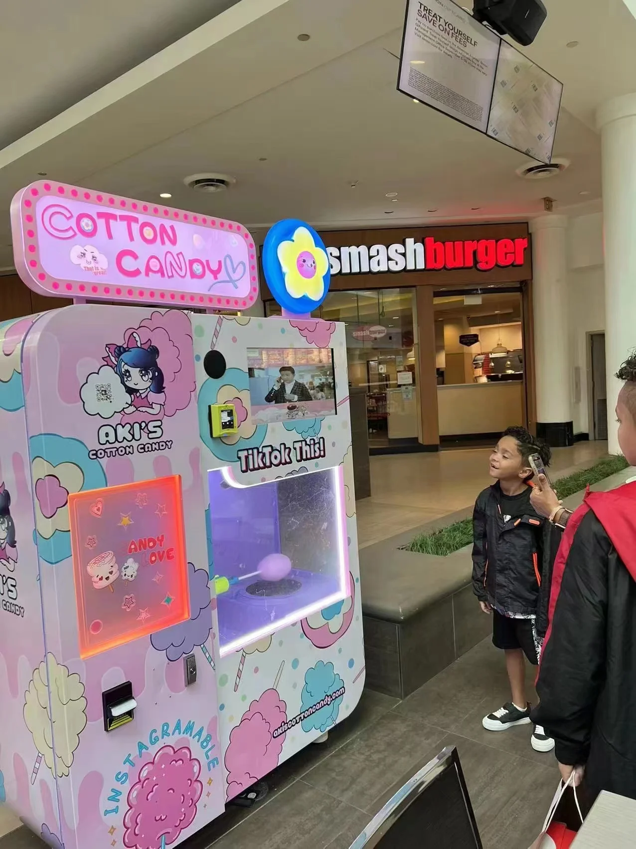 Factory Direct Cotton Candy Vending Machine Support Multi-Language Commercial Cotton Candy vending Machine