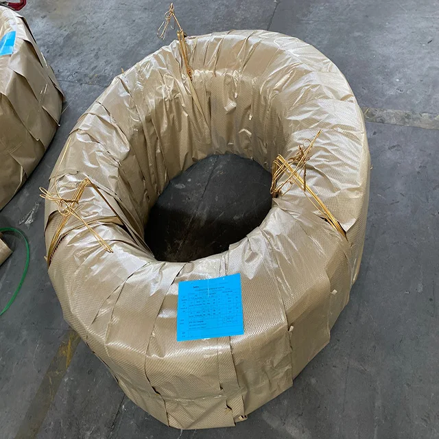 Wholesale China hot-selling VCI antirust laminated woven fabric coated kraft VCI paper for metal material anticorrosive wrapping