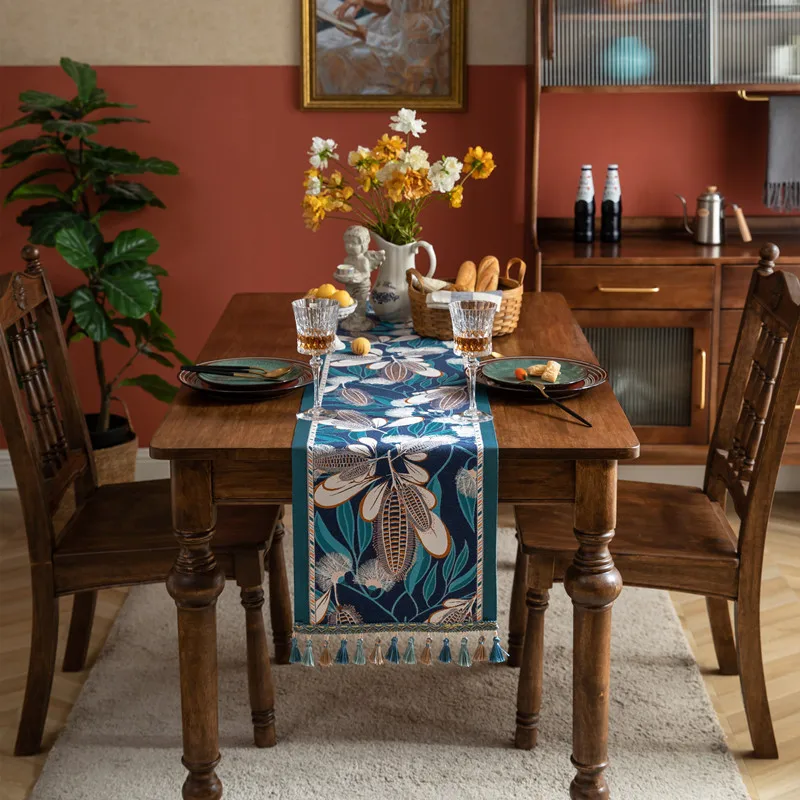 Luxury Designed Table Runner for Decoration Low MOQ Table Runner For Wedding Party Christmas Festival of High quality
