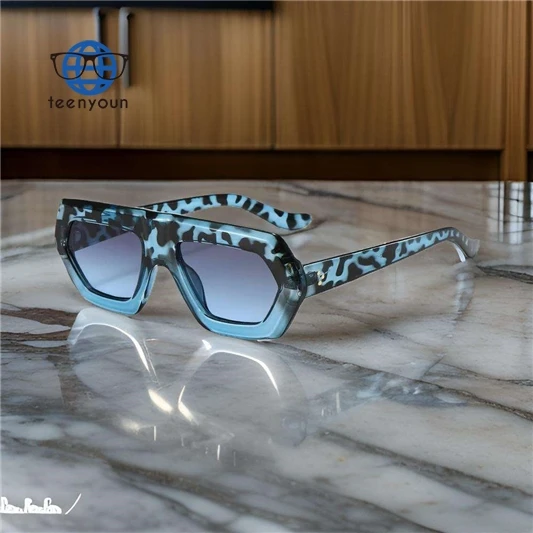 Teenyoun Elegant Unisex Luxury Designer Sun Glasses UV400 Personality Rainbow Sunglasses For Men Custom Logo