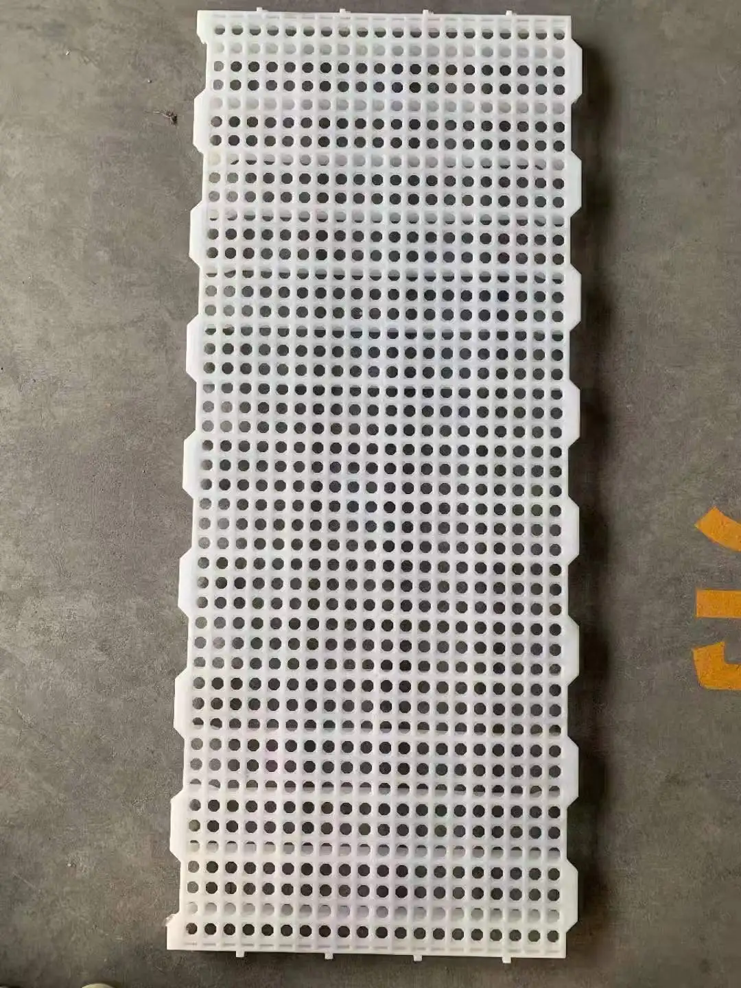Plastic flooring for poultry chicken farm fecal leakage board High quality adult and baby chicks ducks poultry slats