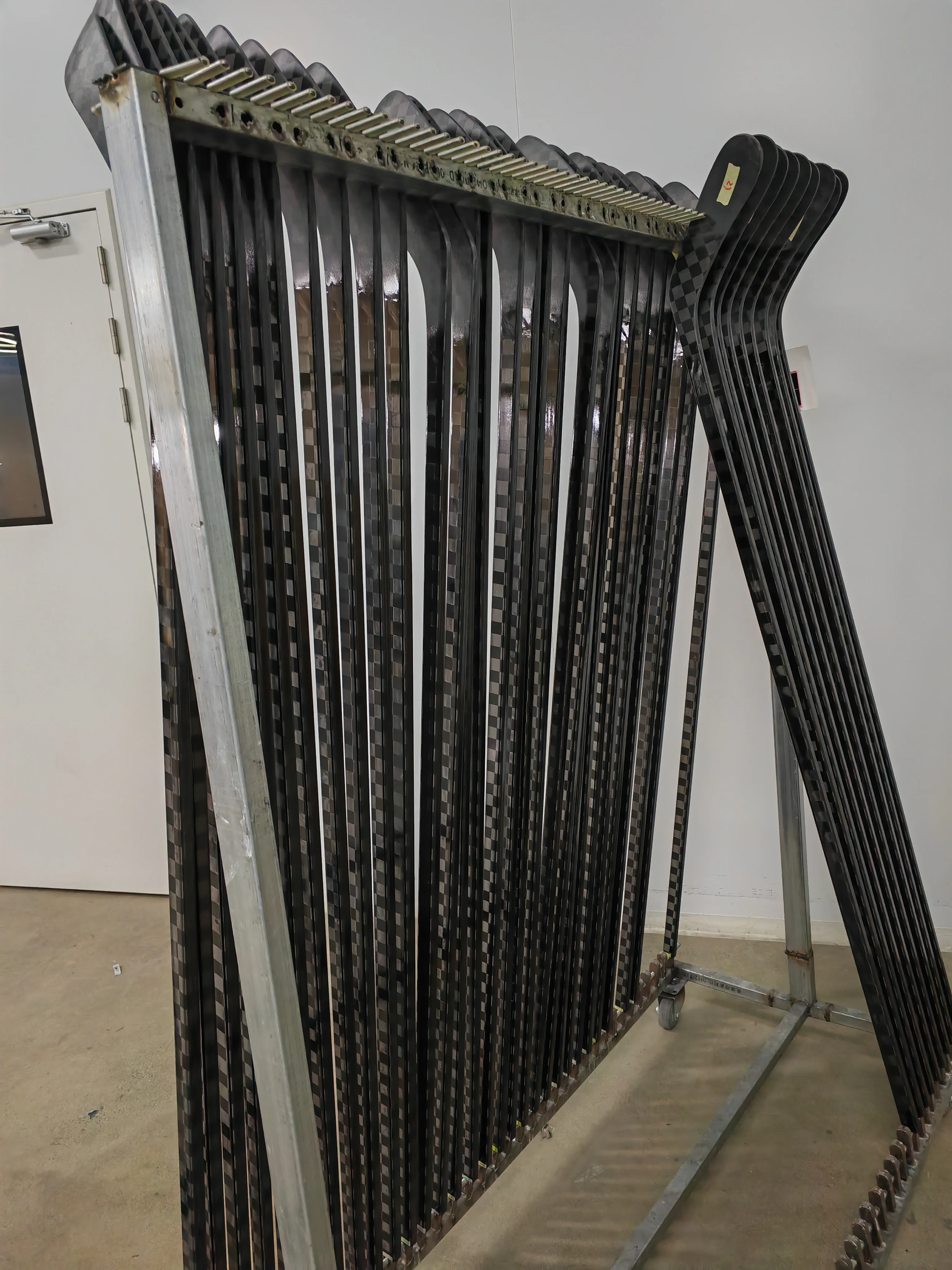 Ice Hockey Stick-Hitch Upper  Premium Composite Ice Hockey Stick for Enhanced Performance