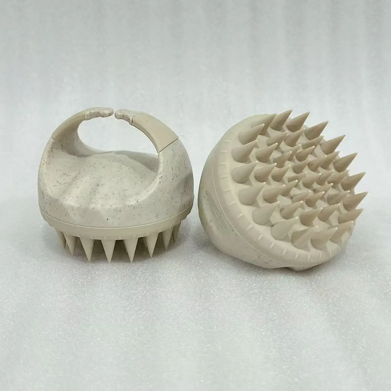 Customized logo hot selling anti-static massage brush travel portable exfoliating egg shaped hair brush