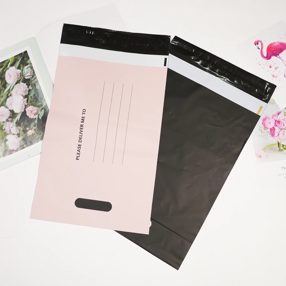 2024 custom brand logo Ploy bag black pink courier bag size 25.5*33+4cm  with handle for clothing