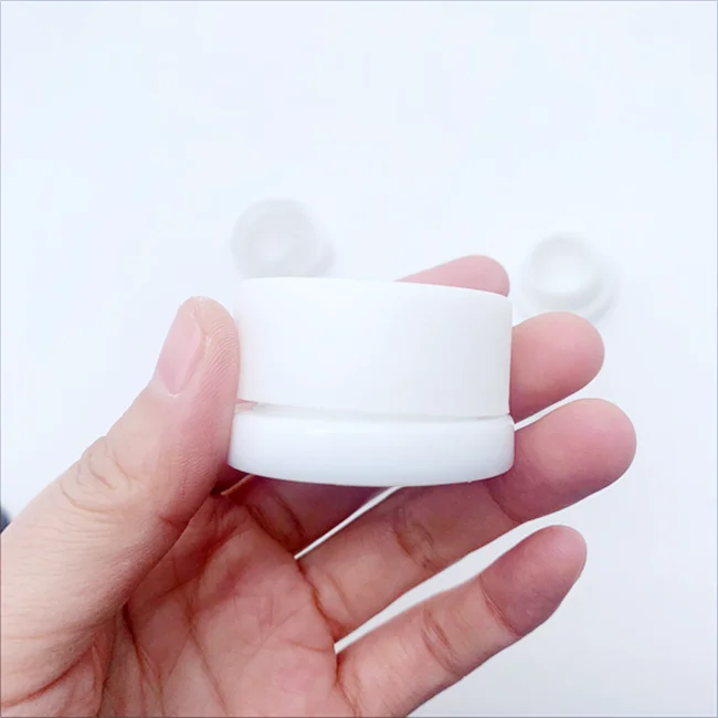 Luxury 3 5 7 9 gram mini wax oil smell proof container clear glass low-profile jar with 38-400 neck finish