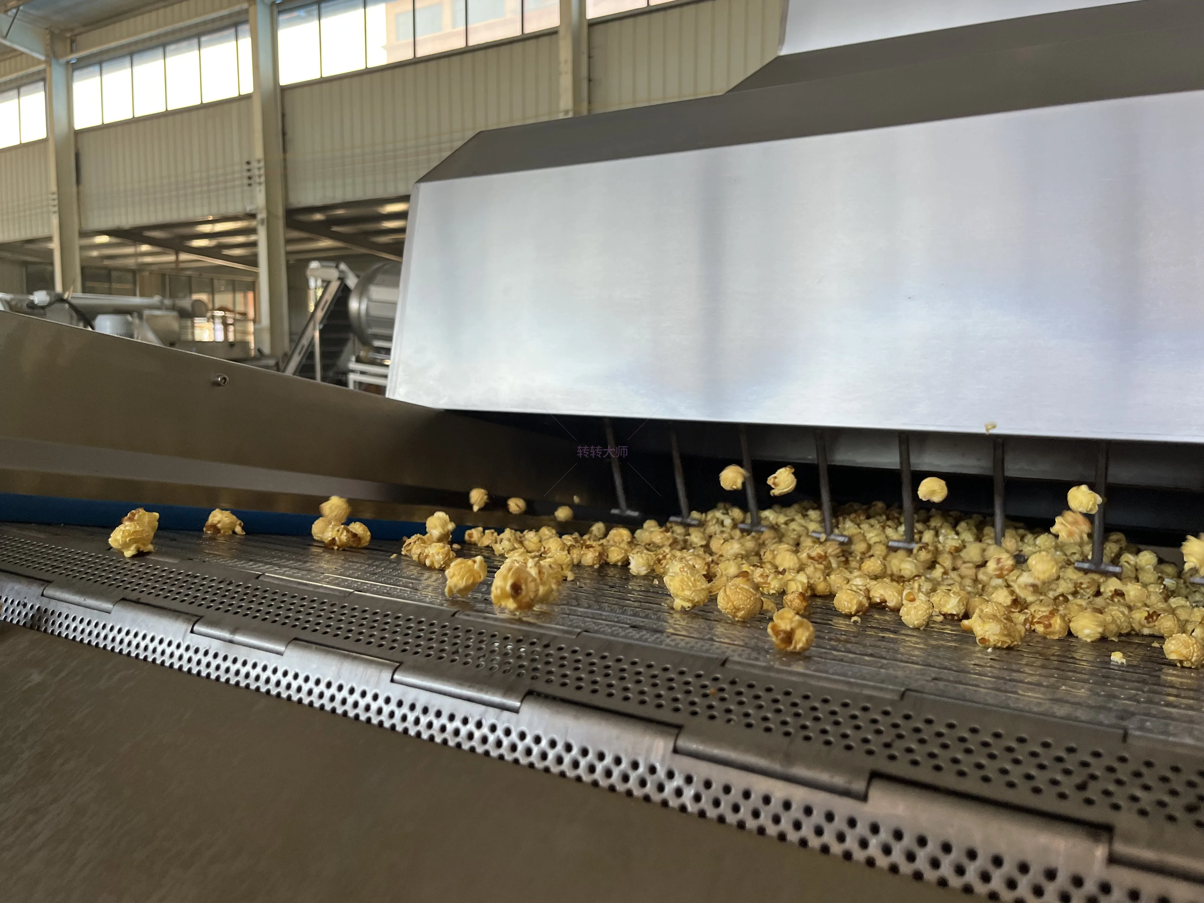 New design commercial mushroom popcorn machine /puffed corn machine/corn popping machine