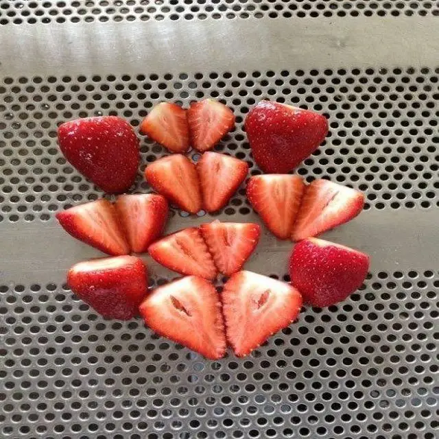 Egyptian Frozen strawberry IQF High Quality / class A