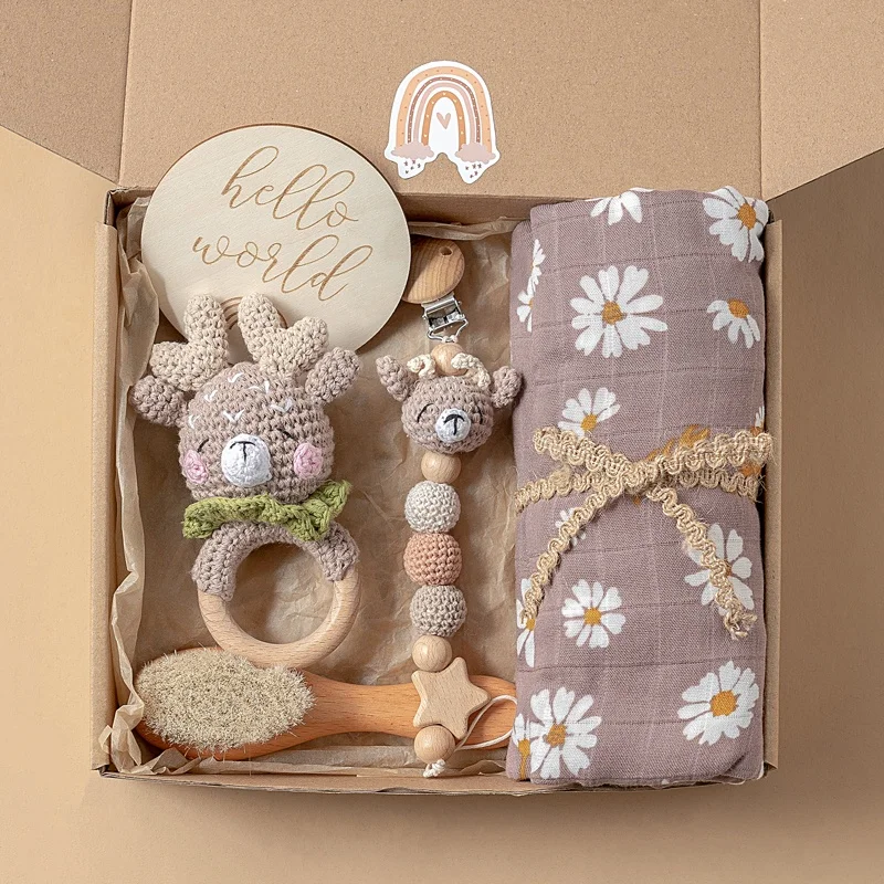 Newborn Gift Box Organic Baby Gift Set Baby Muslin Cotton Blanket Teething Baby Bib Rattle Milestone Wooden Toy Set