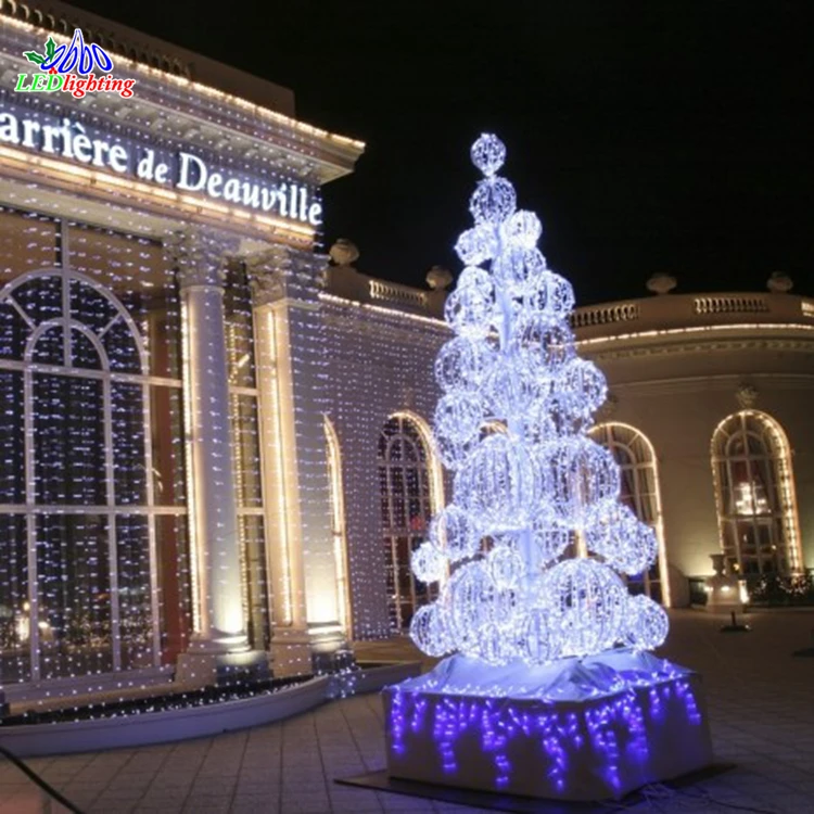 3D Hanging Sphere LED Christmas Tree Decoration Outdoor 3D Ball Motif Lights