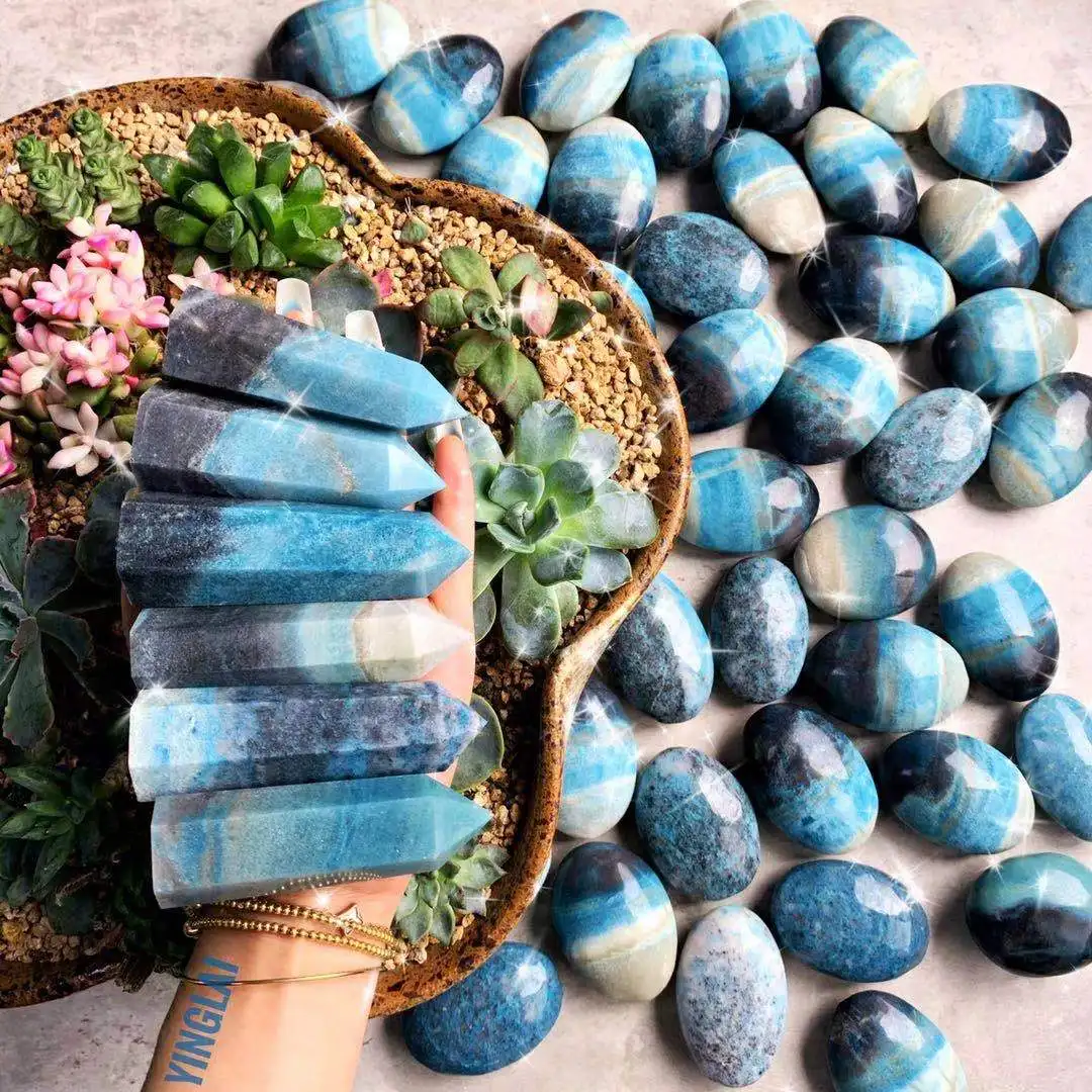 Hot Sale High Quality Reiki Trolleite Point Palm Stone Skulls Crystal Crafts Carving Healing Stone Natural Feng Shui Love CN;JIA