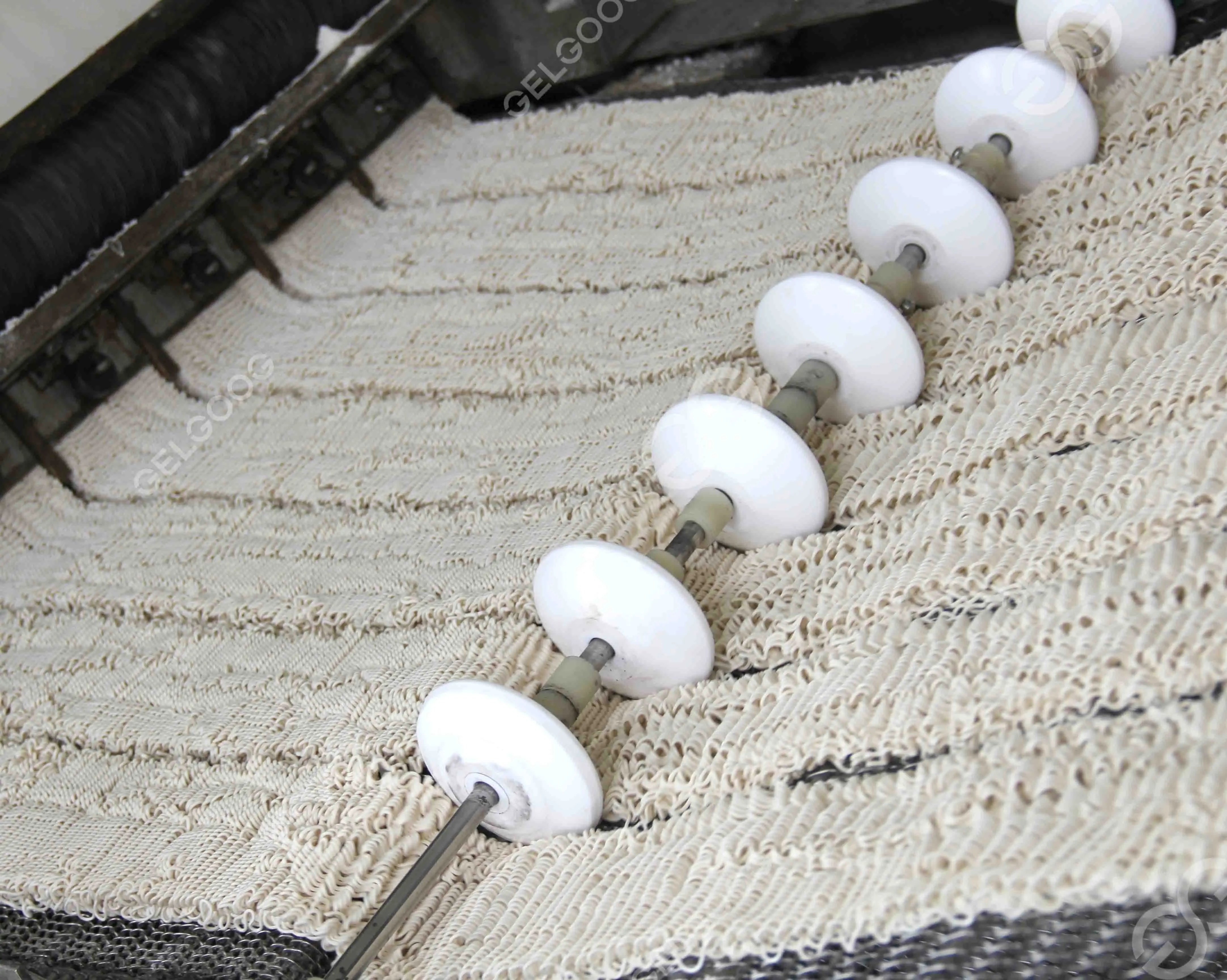 Gelgoog Electric Automatic Instant Noodle Making Machinery Noodles Instant Ramen Noodle Machine