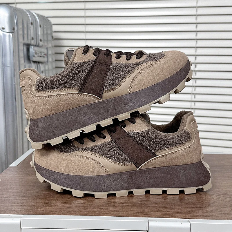 Non-slip Soles Girl Ladies Sneakers Winter Fuzzy Warm Sports Shoes New Design New Plush Cotton Running Shoes