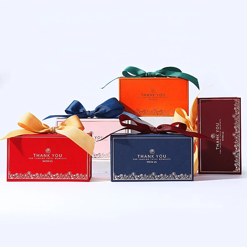 Lovely small custom paper box packaging wedding favors gift box