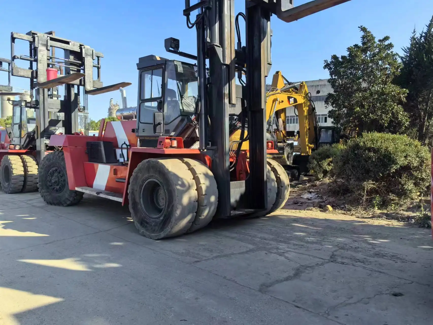 Used Kalmar forklift reach stacker 45tons raise 5m with side shift 3 mast fork lift diesel in good condition for hot sale