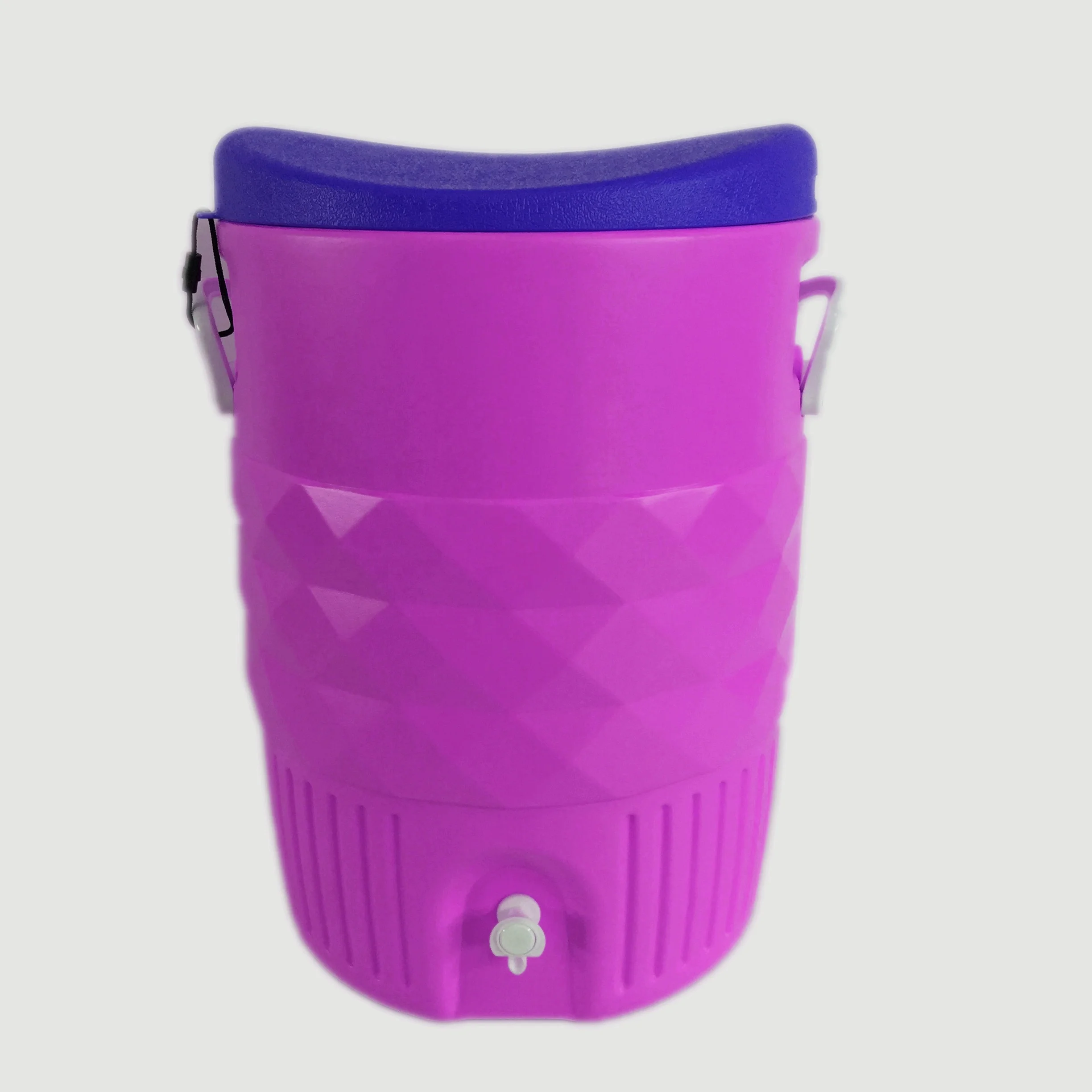 Пластиковый кувшин для льда 38