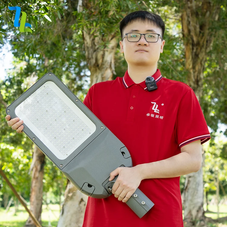 OEM/ODM Outdoor Lighting IP65 Waterproof Streetlight Die Cast Aluminum 75w 120w 180w 240w Engineering Led Street Lights