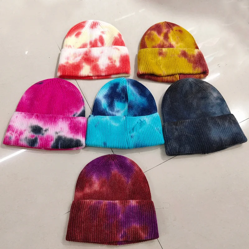 China wholesale at all seasons colorful tie-dye customizable warmth couple knitted hat for