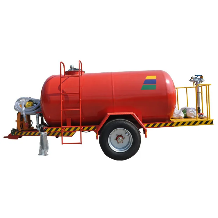 With gasoline water pump capacity 5000L fire fighting water tanker trailer