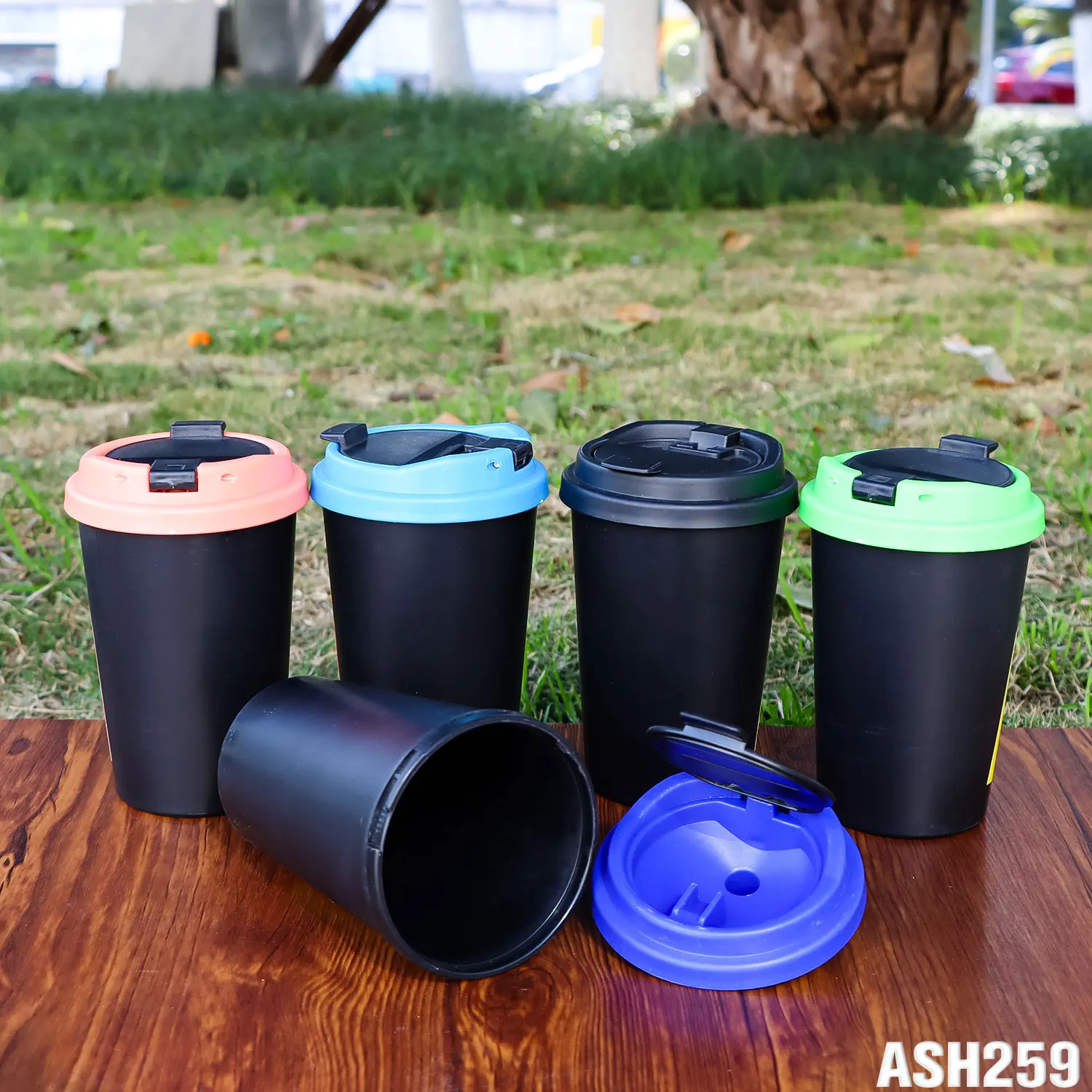 Wholesale Custom LOGO Plastic ABS Portable Cheap Luminous Butt Bucket Car Ashtray Cup Ash Tray Cigarette Ashtray