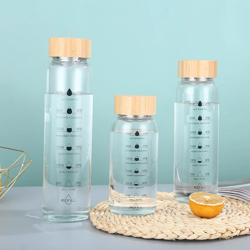 2024 New Product Hot Sale Glass Water Bottle with Bamboo Lid Customized Classic water bottles