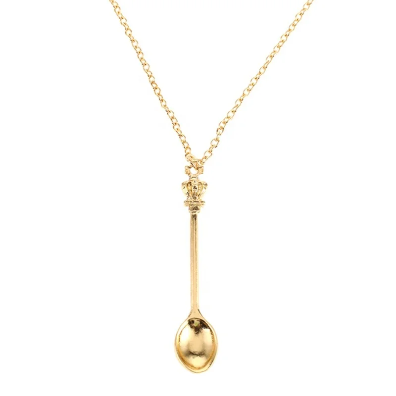 2022 Hot Selling Exquisite Jewelry Pendant Women Crown Mini Classic Spoon Necklace