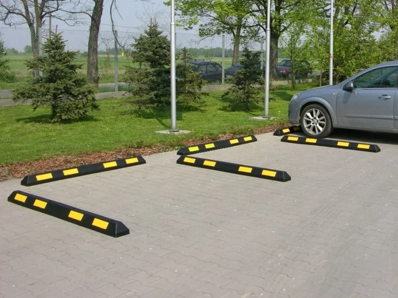 HONGQIAO 2M Car Stopper Custom Road Speed Limiter Safety Rubber Parking Lot Bumpers Wheel Stopper Parking Wheel Stop
