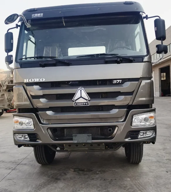 Sinotruck International Used 6X4 HOWO Tractor Truck Trailer Head Tractor