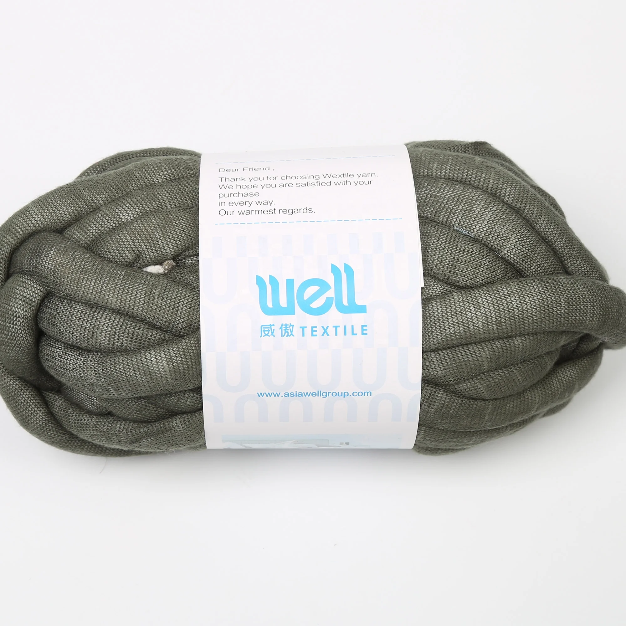 
soft feeling super chunky blanket yarn merino wool roving for felting 