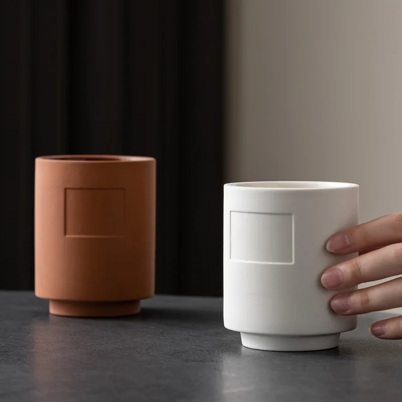 Simple Modern Candle Holder Porcelain Candle Container Red Ocher Ceramic Scented Aroma Candle Vessels