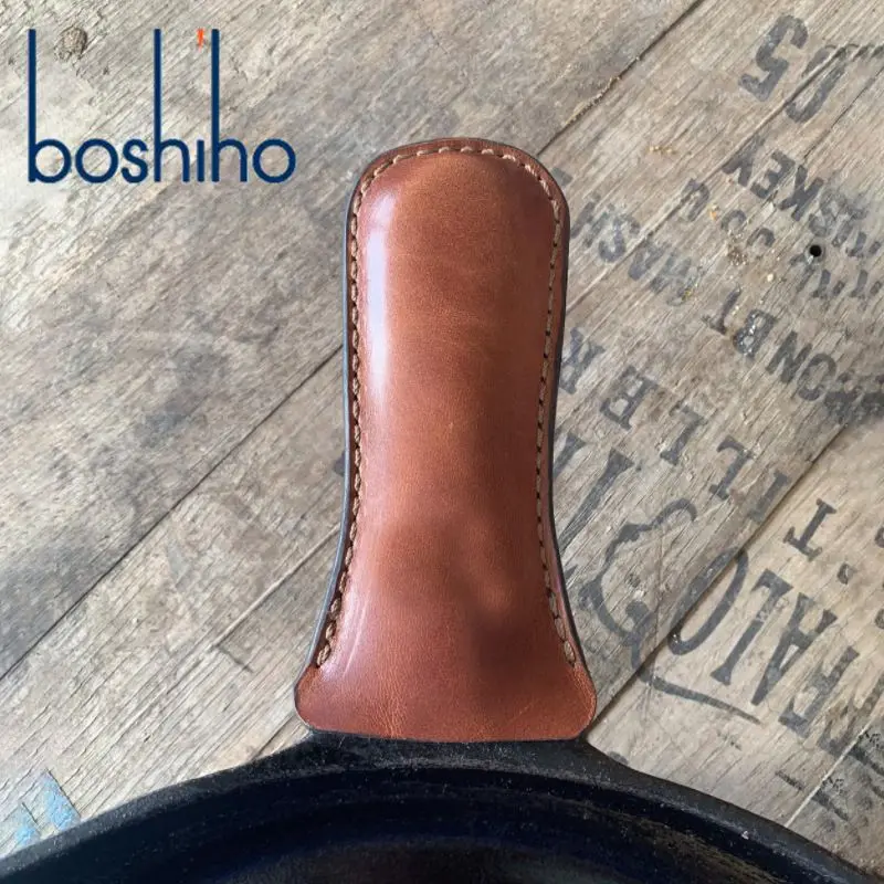 Boshiho Customized Outdoor Camping Cookware Frying Heat Cover Personalized Hot Pan Holder Leather Cast Iron Handle Cover Cast