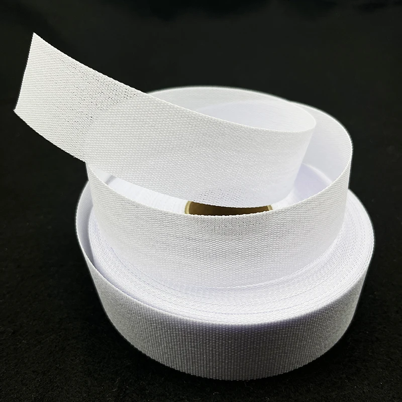 Clothing template lined with ponytail, fish bones, fish bones, rolled edges, chiffon clothing hem