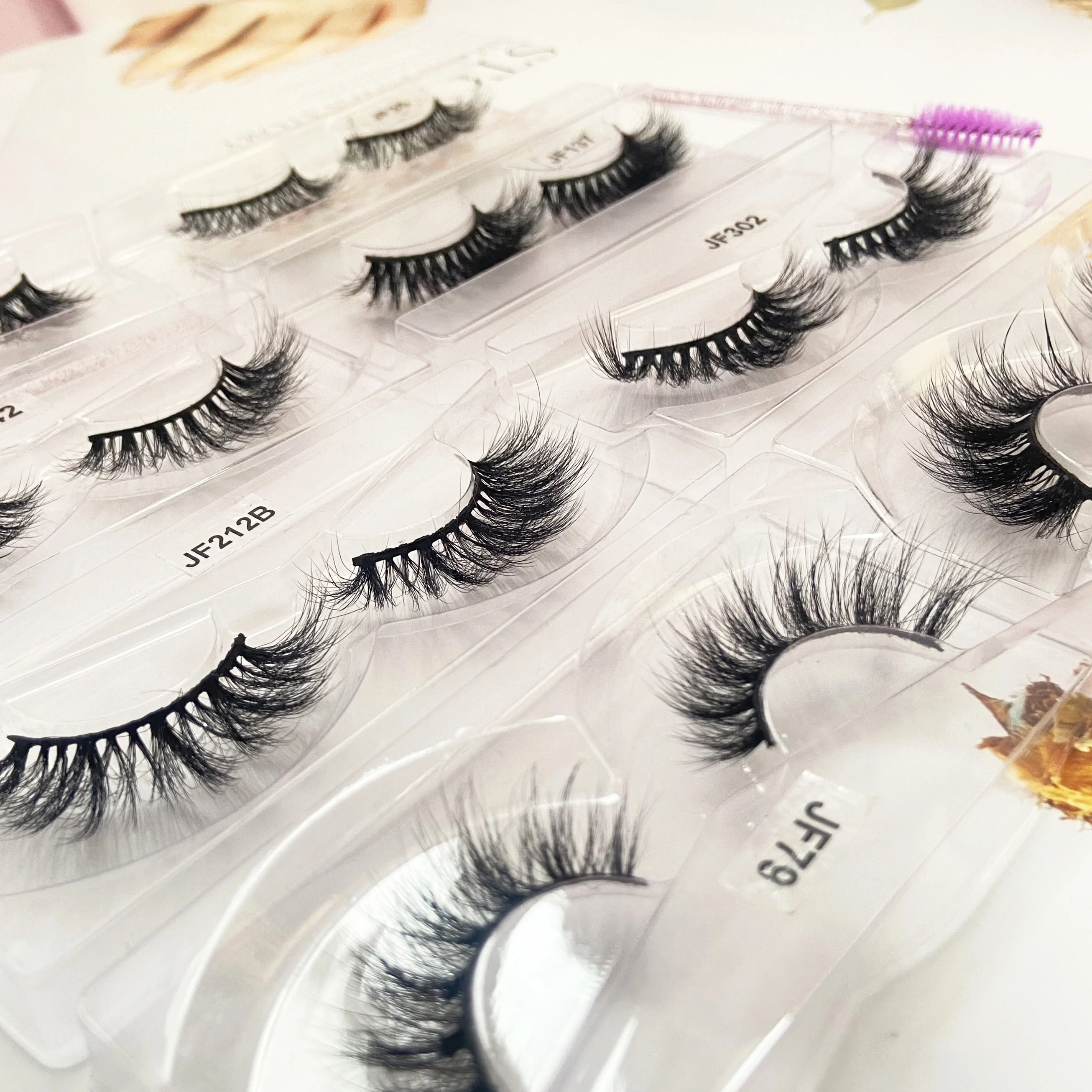 Natural eyelashes wholesale 5d fluffy full strip faux mink eyelashes black cotton band false eye lashes