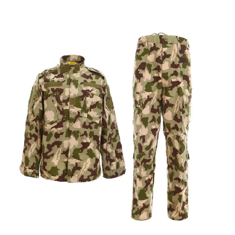 Полигон пустынный камуфляж объемная одежда Униформа