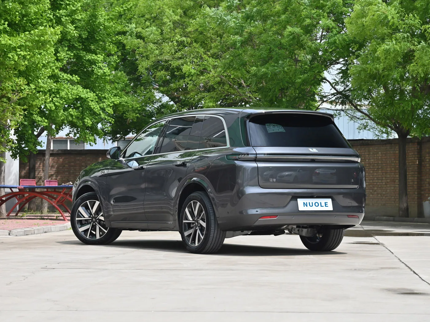 LI XINAG L8 High Speed Large Space Hybrid SUV Cars Luxury Intelligent New energy Electric Li Auto