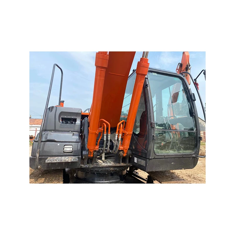 Б/у гусеничный экскаватор hitachi ZX200 б/у оригинальный японский двигатель