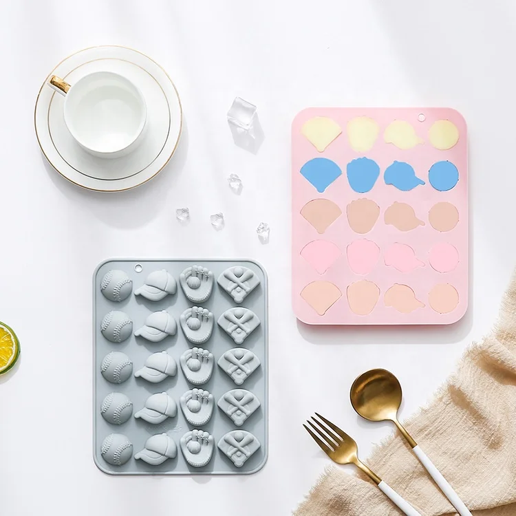 20-Piece Baseball Team Theme Silicone Mold Set Ice Cube Grid & Wax Bottle Sugar Molds for Cake Baking & Decorative Purposes