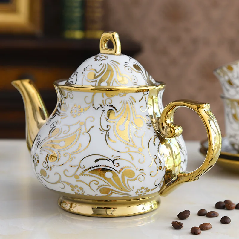 Golden Ceramic Tea Set Porcelain Gold Coffee Cups Teapot Milk Pot Sugar Jars With Holder Tea Cup Saucer Set