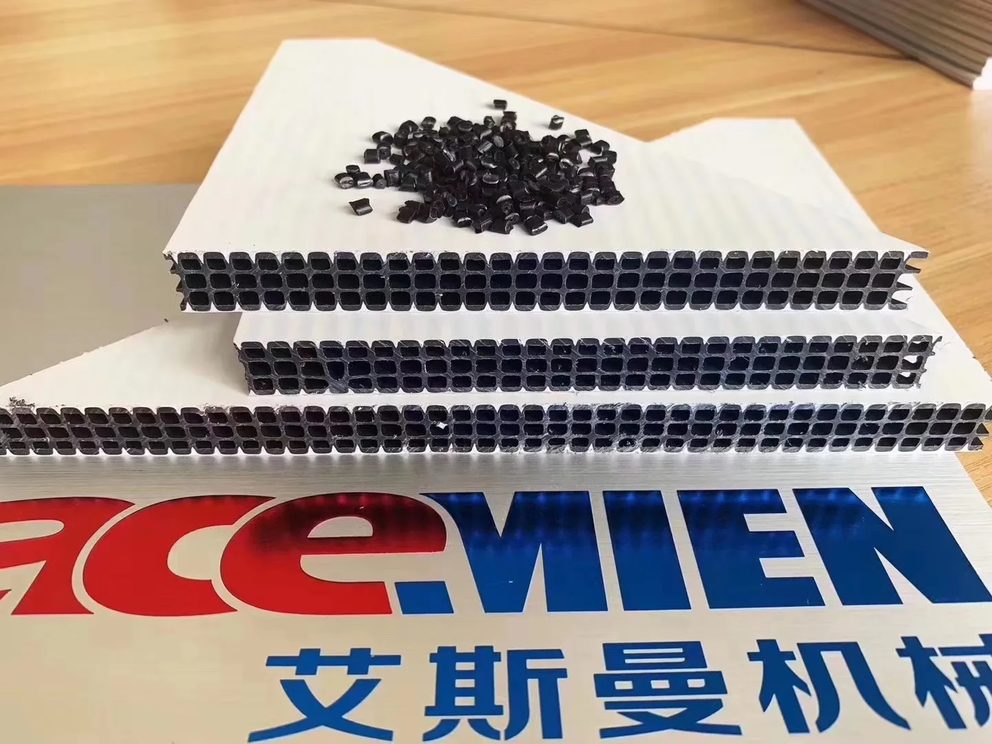 PP WPC Plastic PVC hollow sheet Building Board construction formwork extrusion Machine Production Line