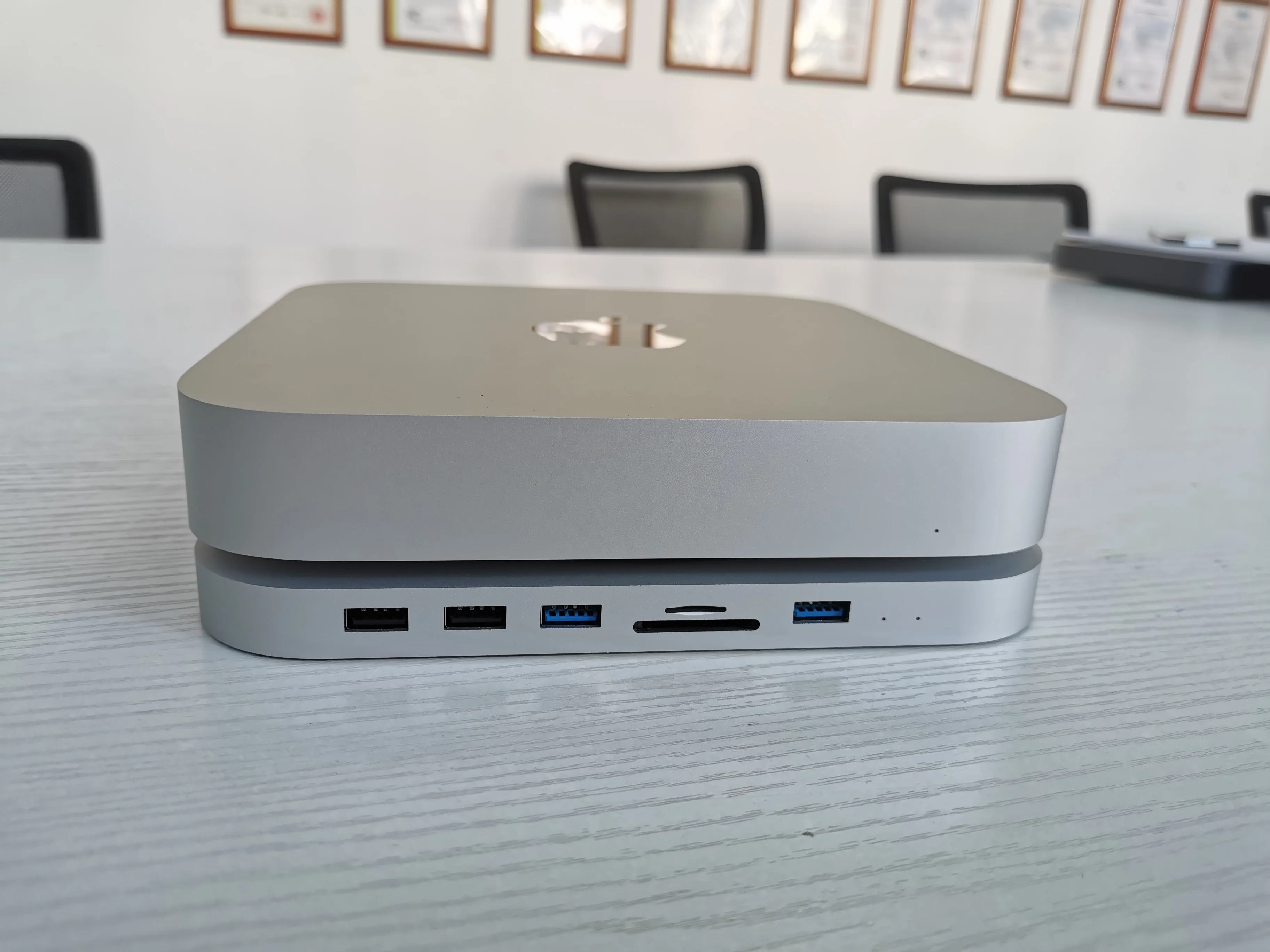  Док-станция Colorii MC25 USB Type-C серого цвета для Mac mini 2020 SSD HDD enslosure USB3.0 док-станция apple M1