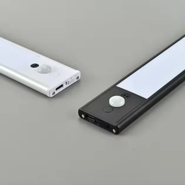 2024 New Design Wireless Under Cabinet LED Light Battery Powered LED Closet Light Kitchen Modern LED Motion Sensor Light
