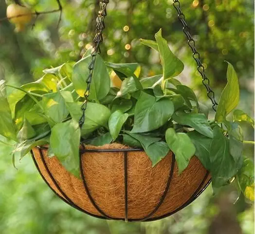 
Wrought Iron garden hanging basket planter 