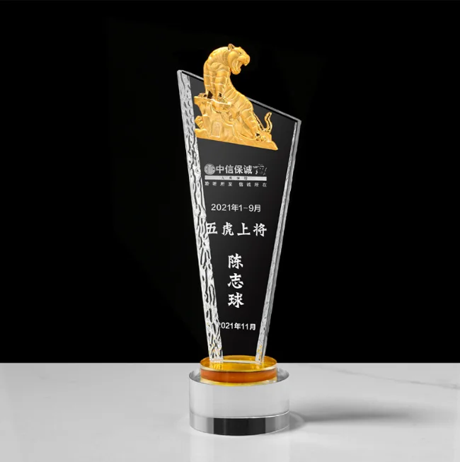 Oneway wholesale k9 blank crystal trophy awards custom 3d laser engrving crystal glass tiger trophies for business Gift