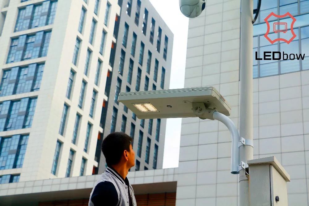 LEDbow Top solar aluminum light pole design for outdoor in smart cities