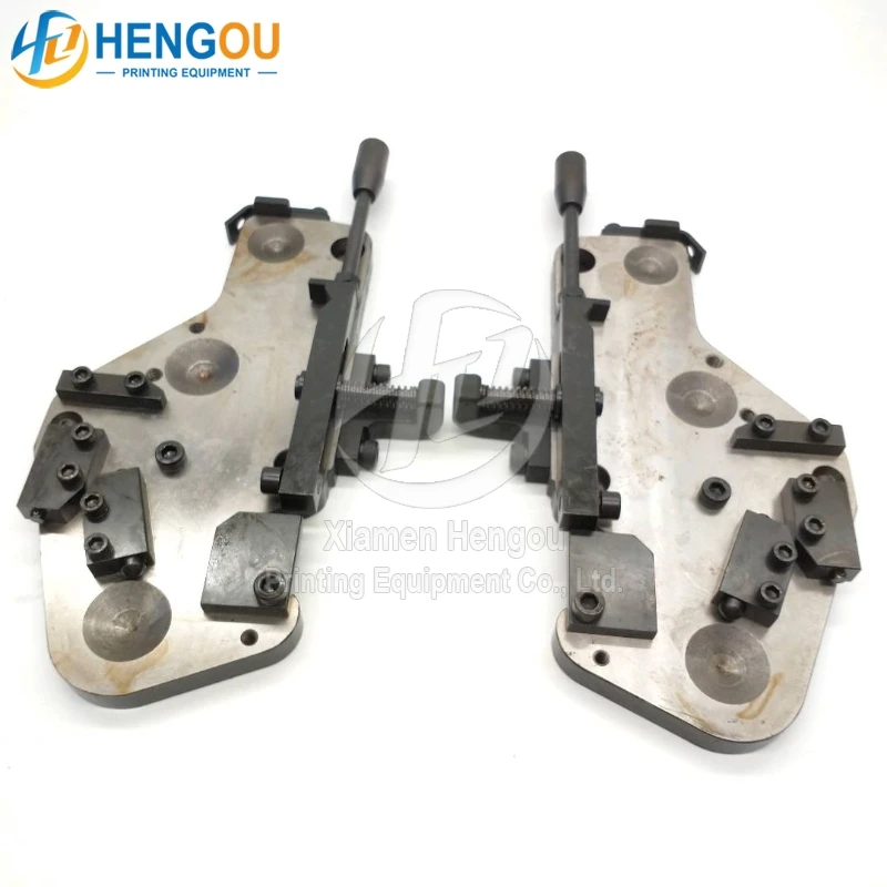 1 Pair Chinese High Quality  71.010.003 71.010.004 Plate CD102 CX102 SM102 SX102 Bearing Plate