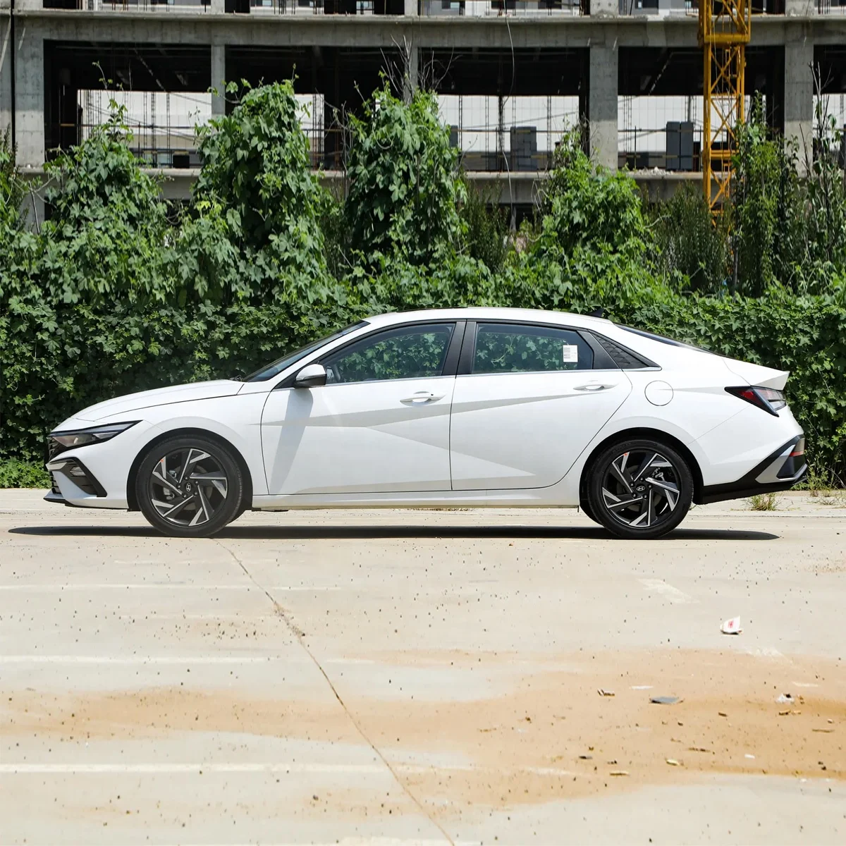 Новые транспортные средства 2023 Hyundai Elantra седан 1.5L CVT GLS Китай автомобили низкая цена